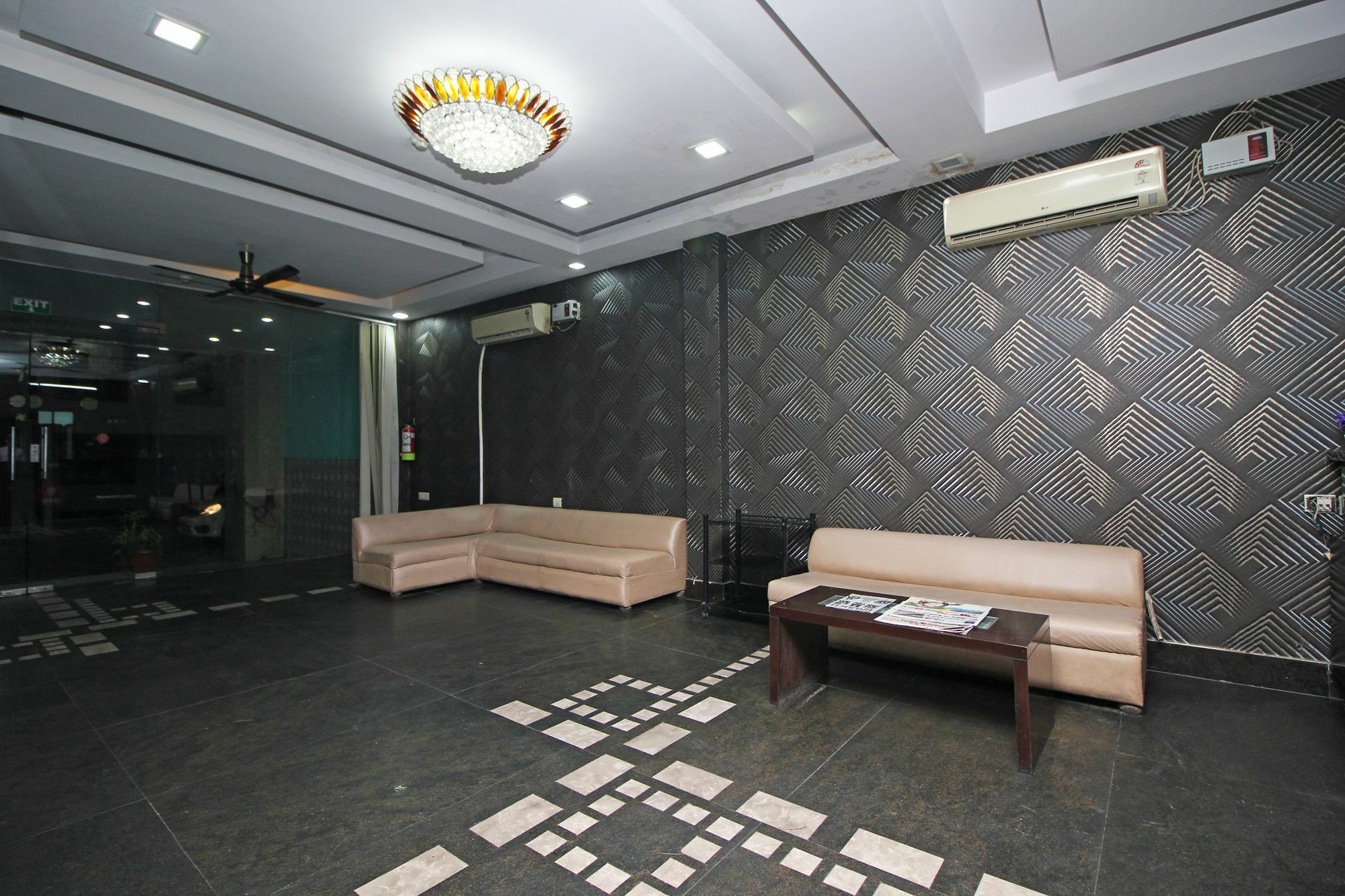 Oyo 9030 Hotel Delhi Airport Plaza New Delhi Eksteriør billede