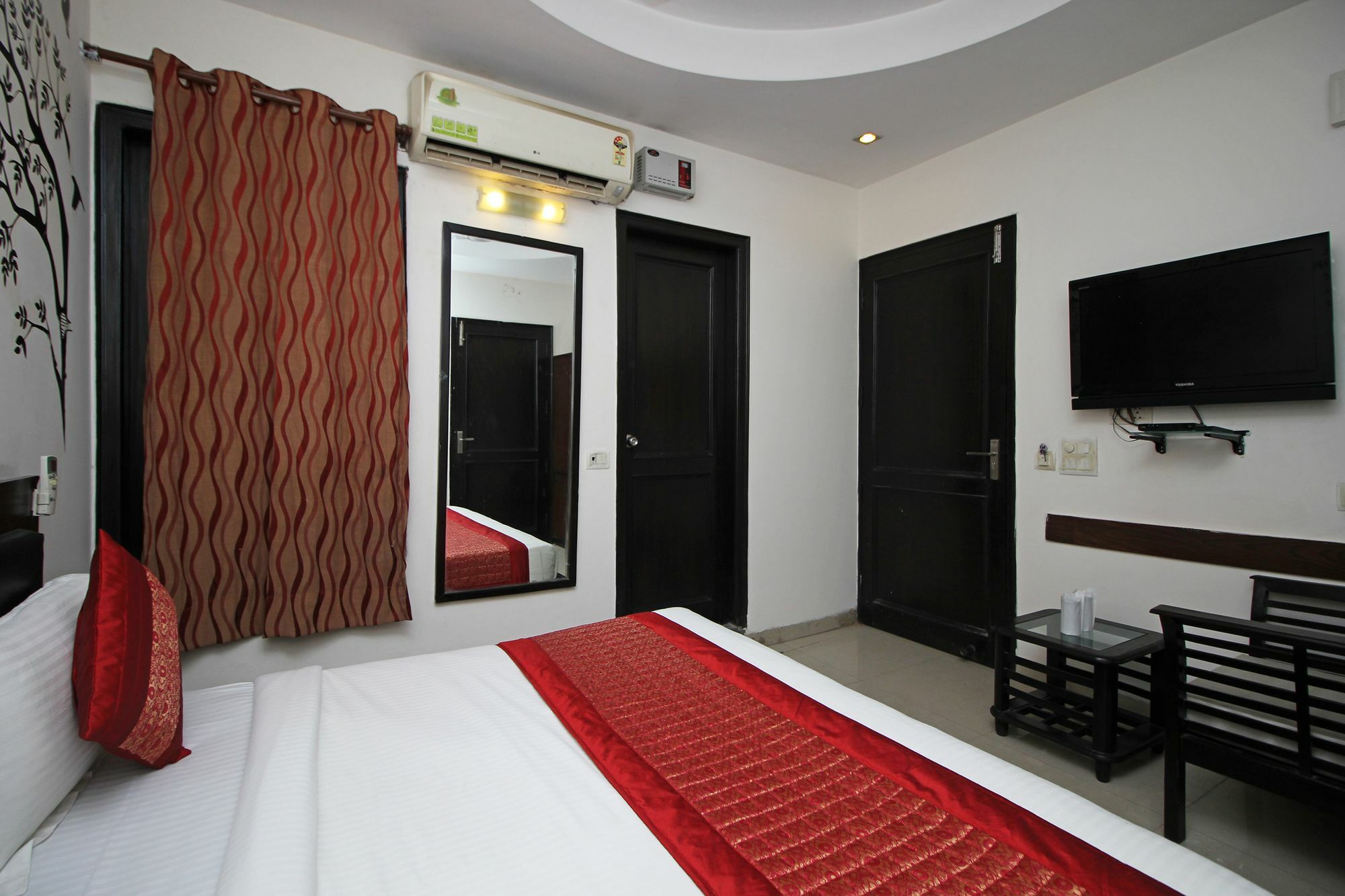 Oyo 9030 Hotel Delhi Airport Plaza New Delhi Eksteriør billede