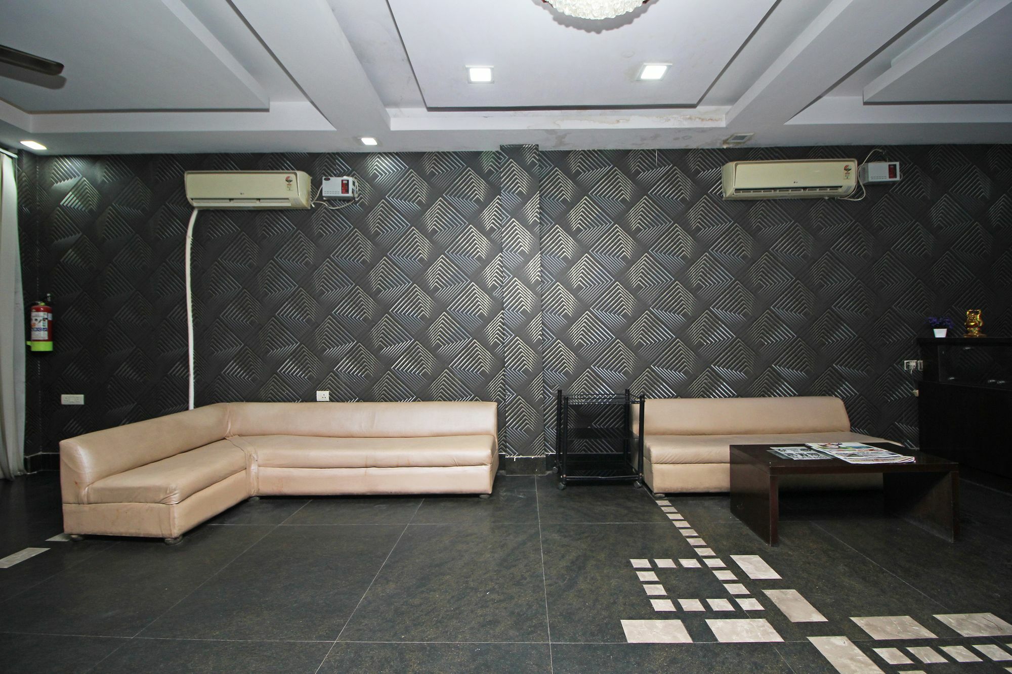 Oyo 9030 Hotel Delhi Airport Plaza New Delhi Eksteriør billede